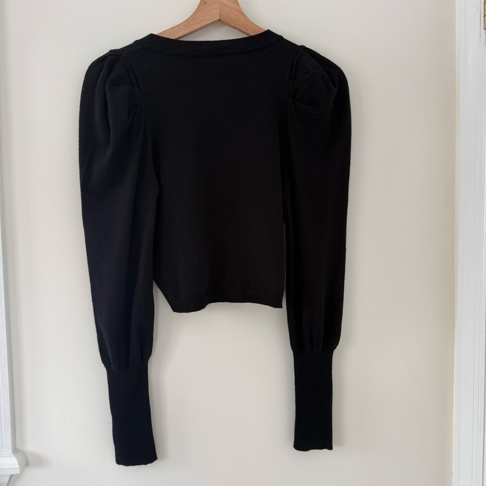 Lea & Viola Black Cropped V-Neck Cardigan with Lantern Sleeves - Picture 2 of 8